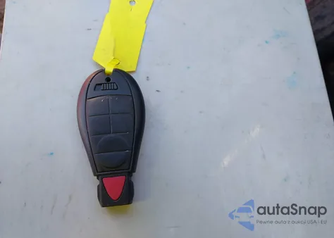 2016 Jeep Cherokee Latitude z USA, uszkodzony, nr VIN 1C4PJMCS5GW148961